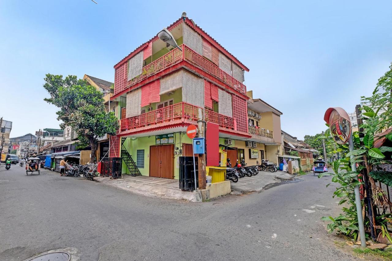 Oyo 91532 Malioboro Guesthouse ยอกยาการ์ตา ภายนอก รูปภาพ